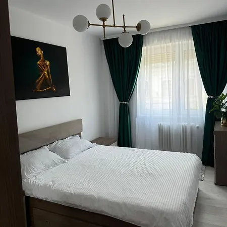 Ultracentral Splendid *